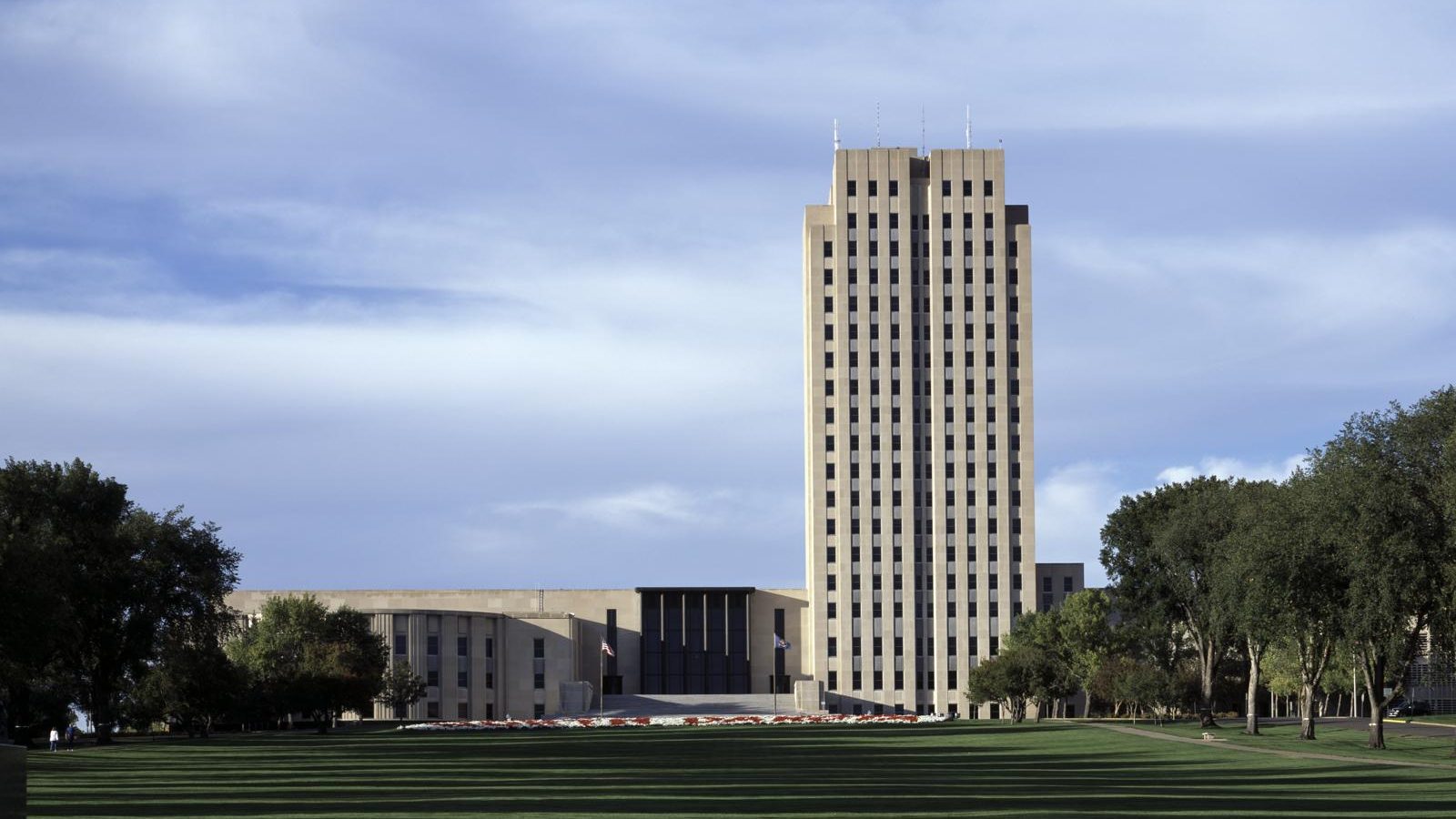 Business seminar in Bismarck with government and energy sector professionals learning AI strategies