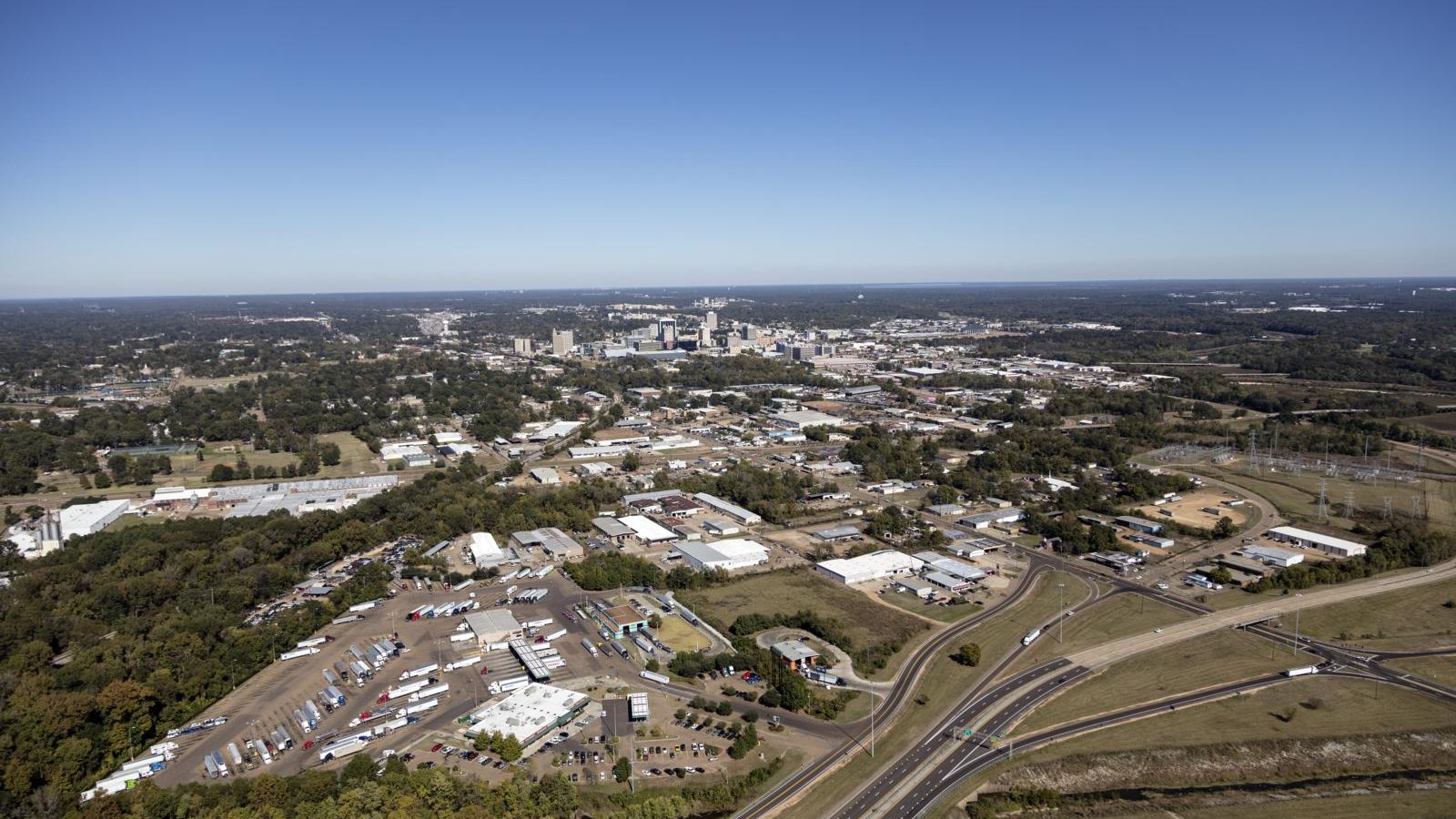 Distant aerial view of the Jackson, Mississippi, skyline